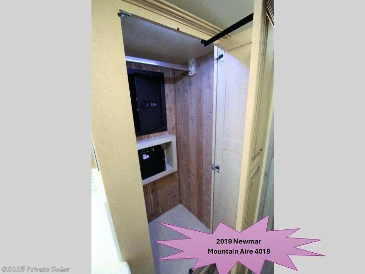 Used 2019 Newmar Mountain Aire 4018