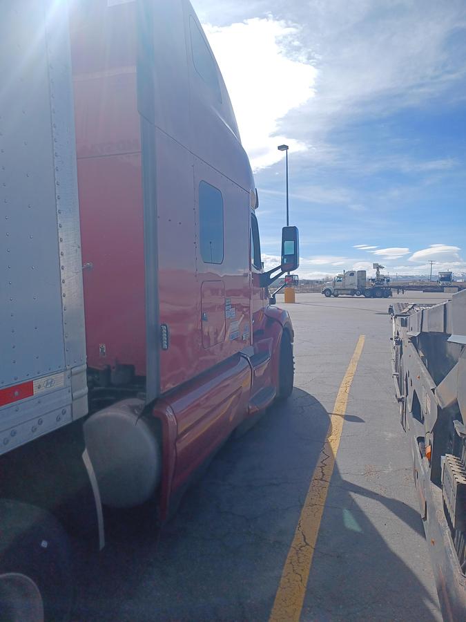 Used 2020 Peterbilt 579 Conventional Sleeper Semi