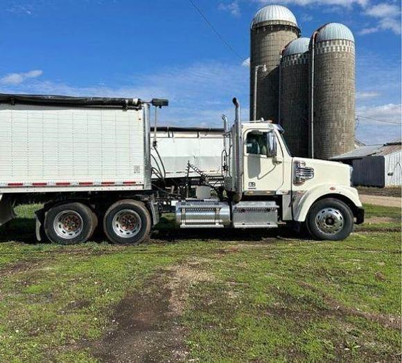 Used 2013 Freightliner CORONADO 122