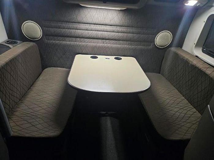 Used 2018 Volvo VNL42780