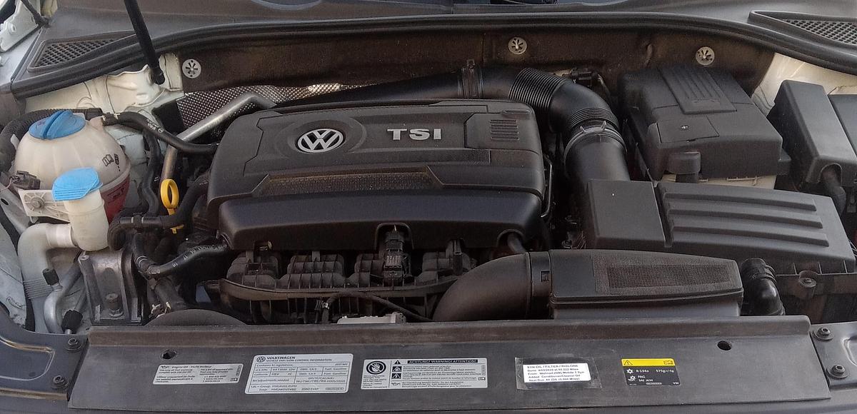 Used 2017 Volkswagen Passat Sedan S