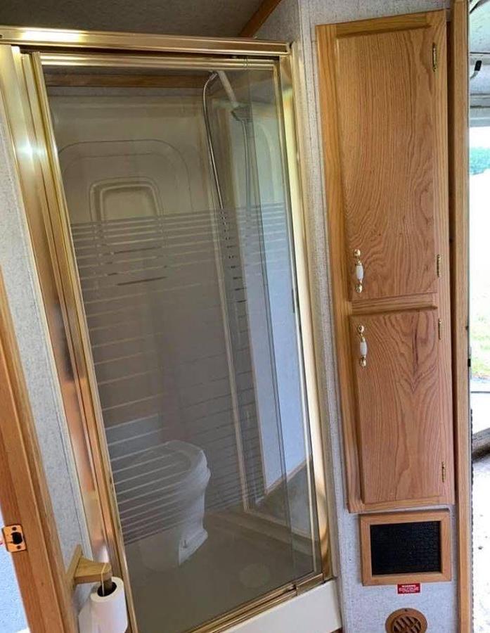 Used 1997 4 Star 4 Horse Trailer