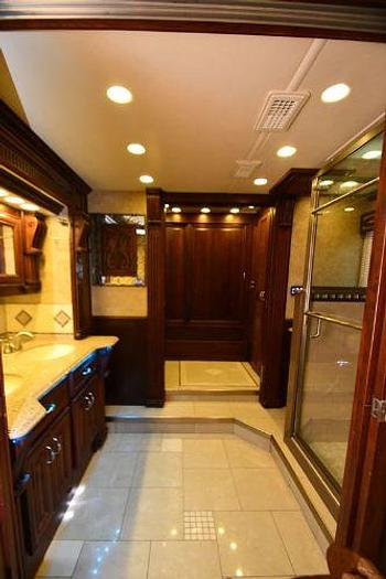 Used 2012 American Coach Heritage 45T