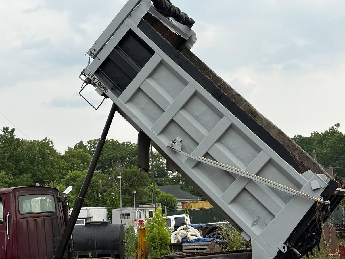 Used 1995 Ford Ltl 9000