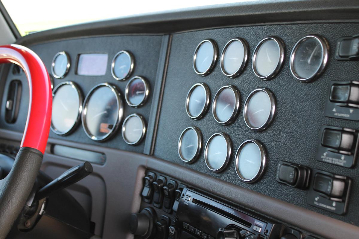 Used 2018 Peterbilt 389