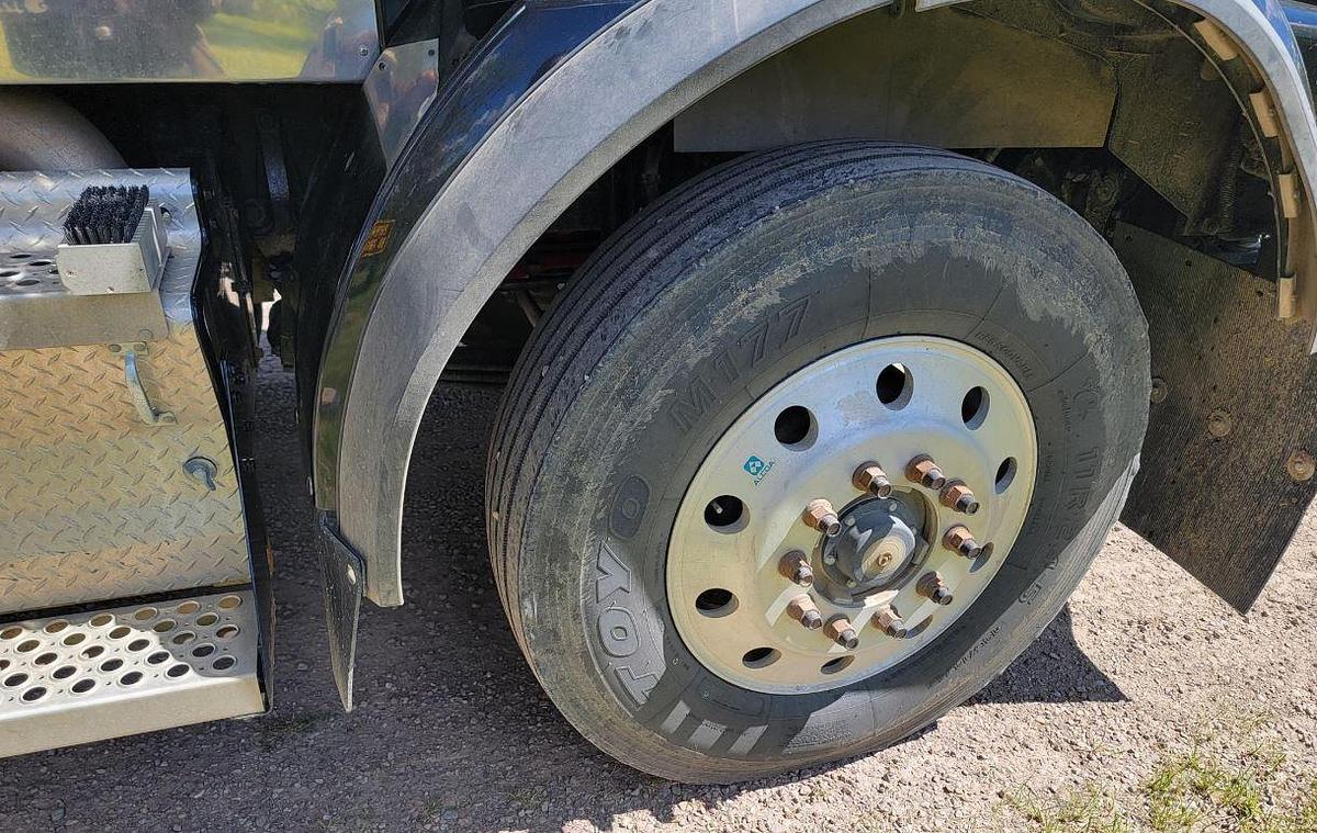 Used 2008 KENWORTH T800