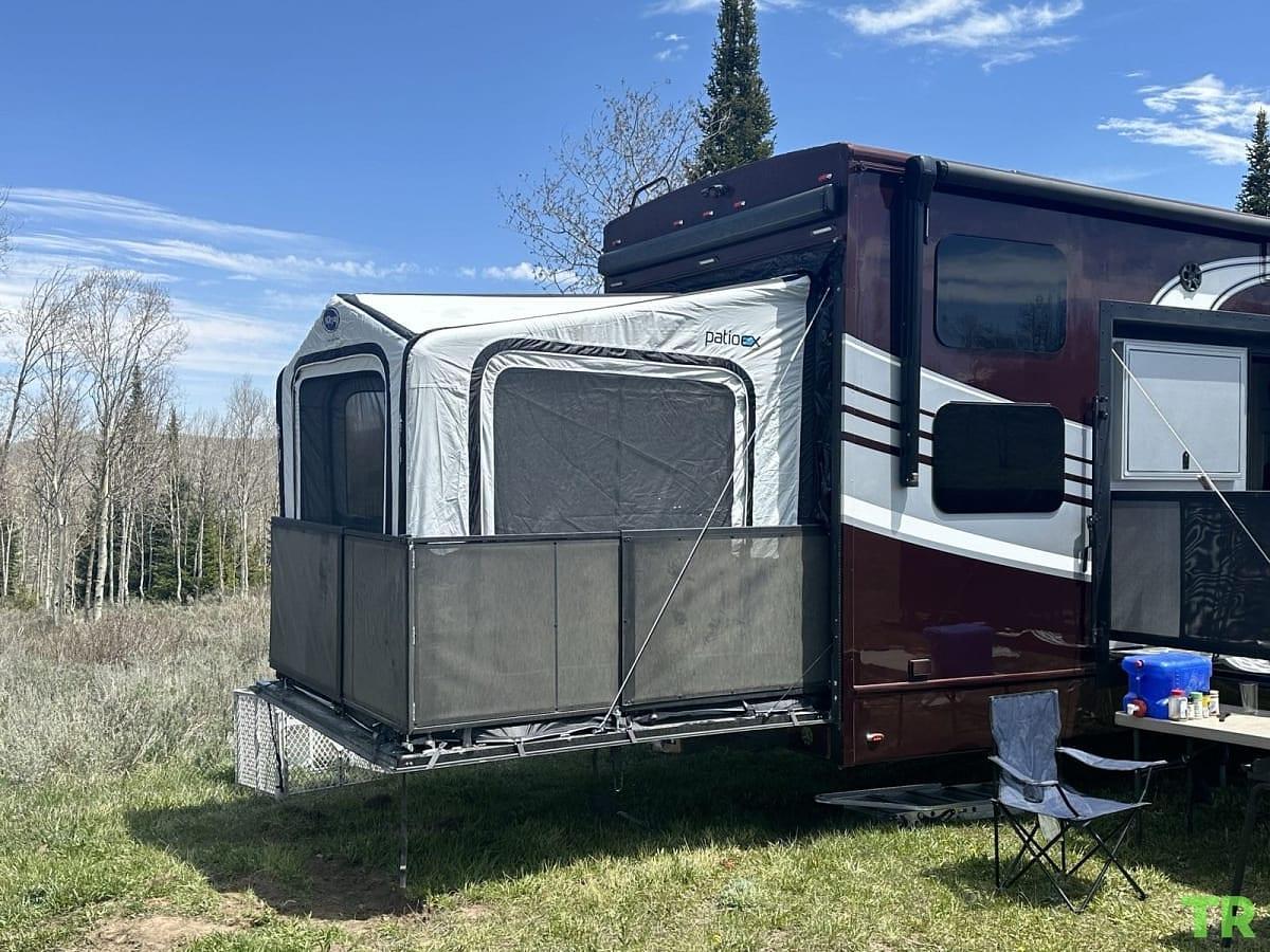 Used 2026 Luxe 48FB Toy Hauler