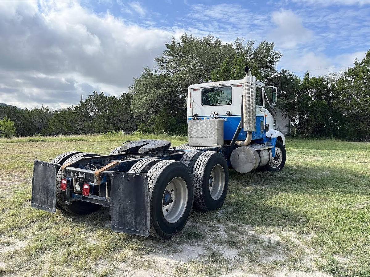 Used 1998 International 9400 Day Cab
