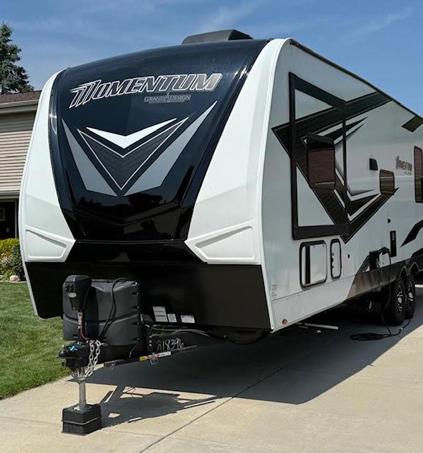 Used 2022 Grand Design Momentum 31G