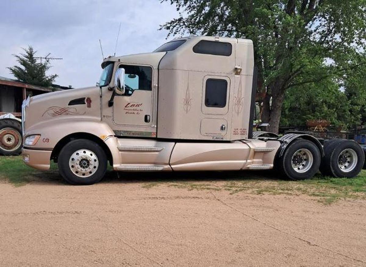Used 2009 Kenworth T660