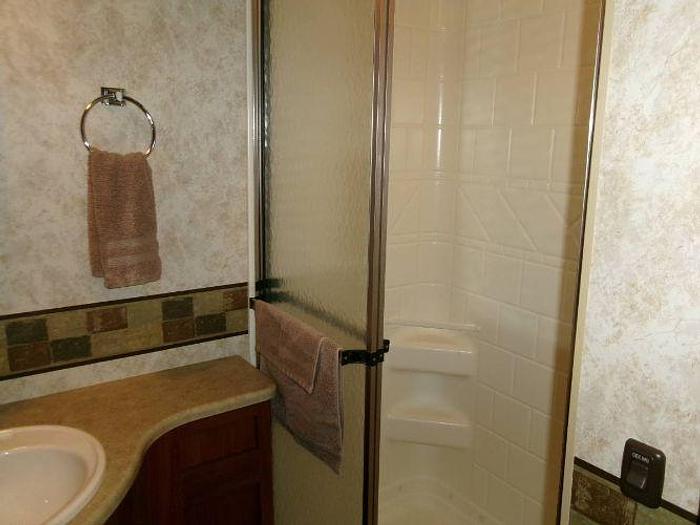 Used 2010 Winnebago SIGHTSEER 33C