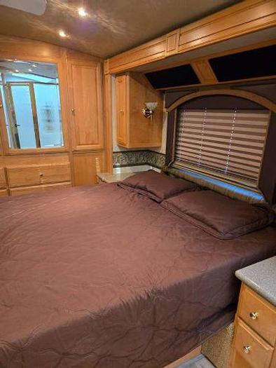 Used 2001 Fleetwood American Eagle 40EQS