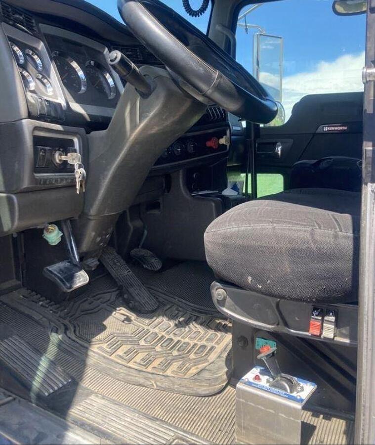 Used 2009 Kenworth T800