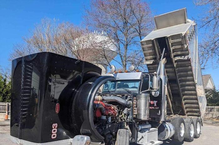 Used 2016 Peterbilt 389