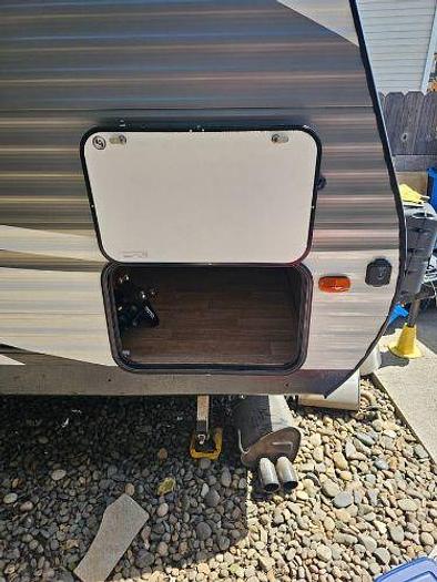 Used 2018 Coleman 215BH 23' Travel Trailer