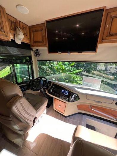 Used 2018 Tiffin Motorhomes Phaeton 37BH