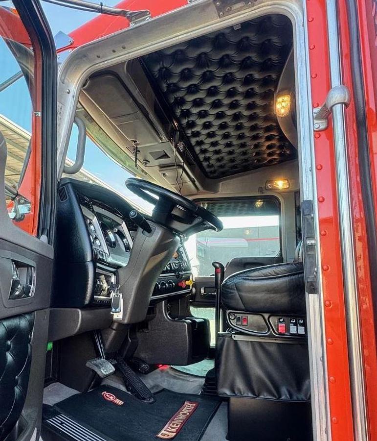 Used 2023 Kenworth W900L Sleeper Semi Truck