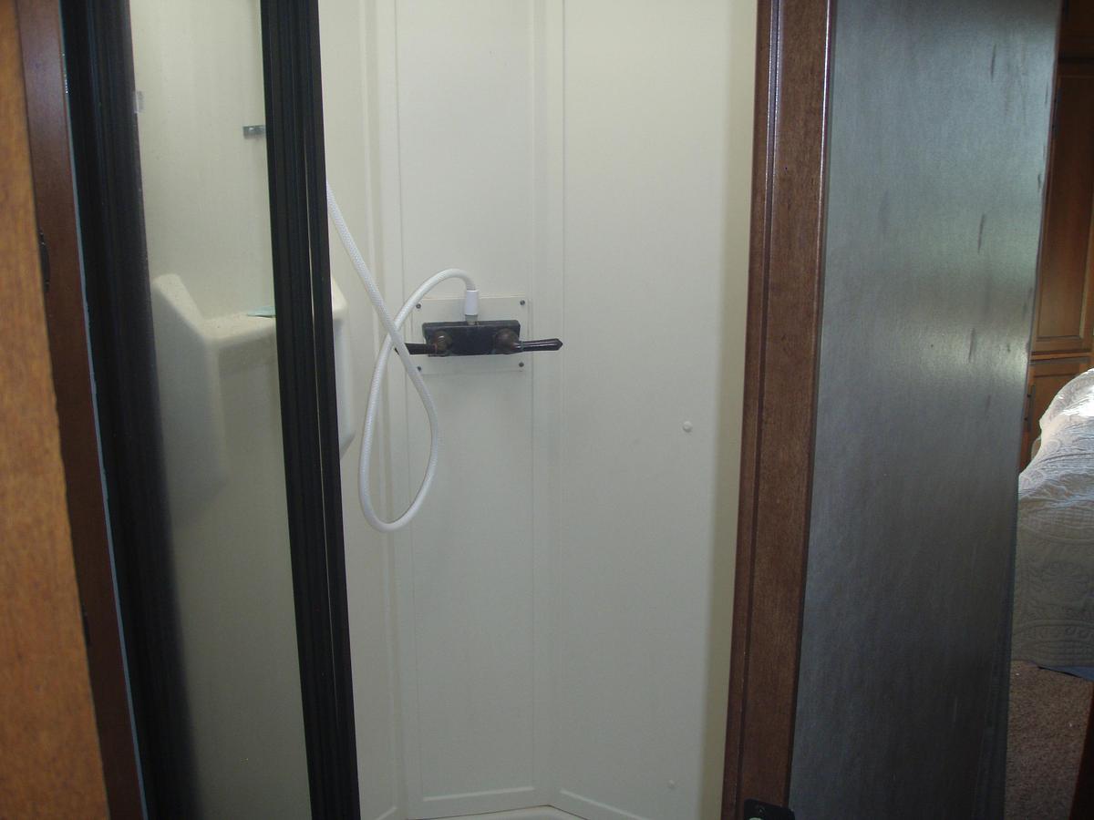 Used 2013 SunnyBrook Raven Travel Trailer