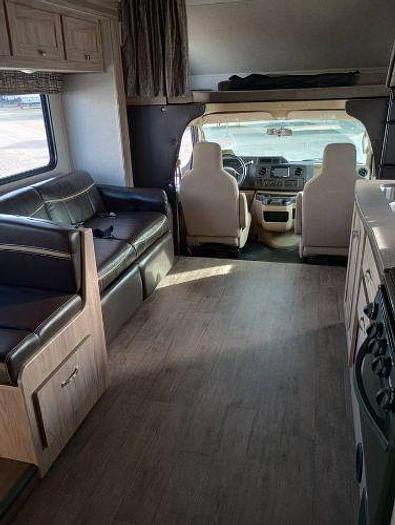 Used 2018 Forest River Sunseeker 2850SLE