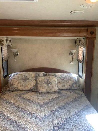 Used 2008 Gulf Stream Crescendo 33ft