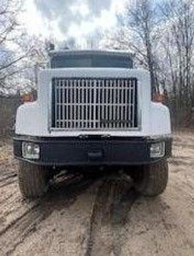 Used 2000 INTERNATIONAL Paystar 5000 With 2000 Palfinger PK32000 Mounted