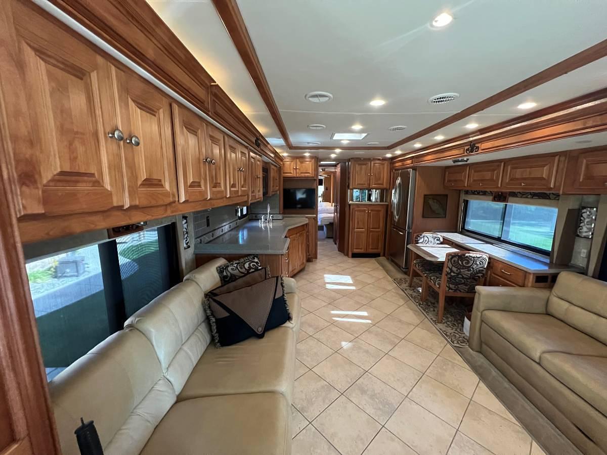 Used 2010 Tiffin Phaeton 40QTH