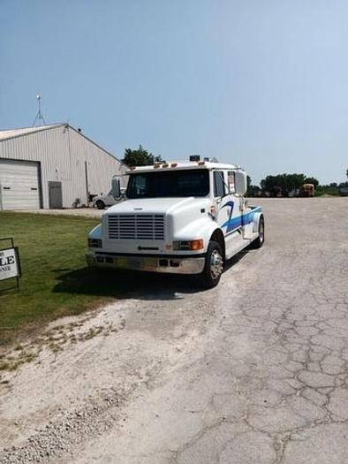Used 2000 International 4700 Low Pro