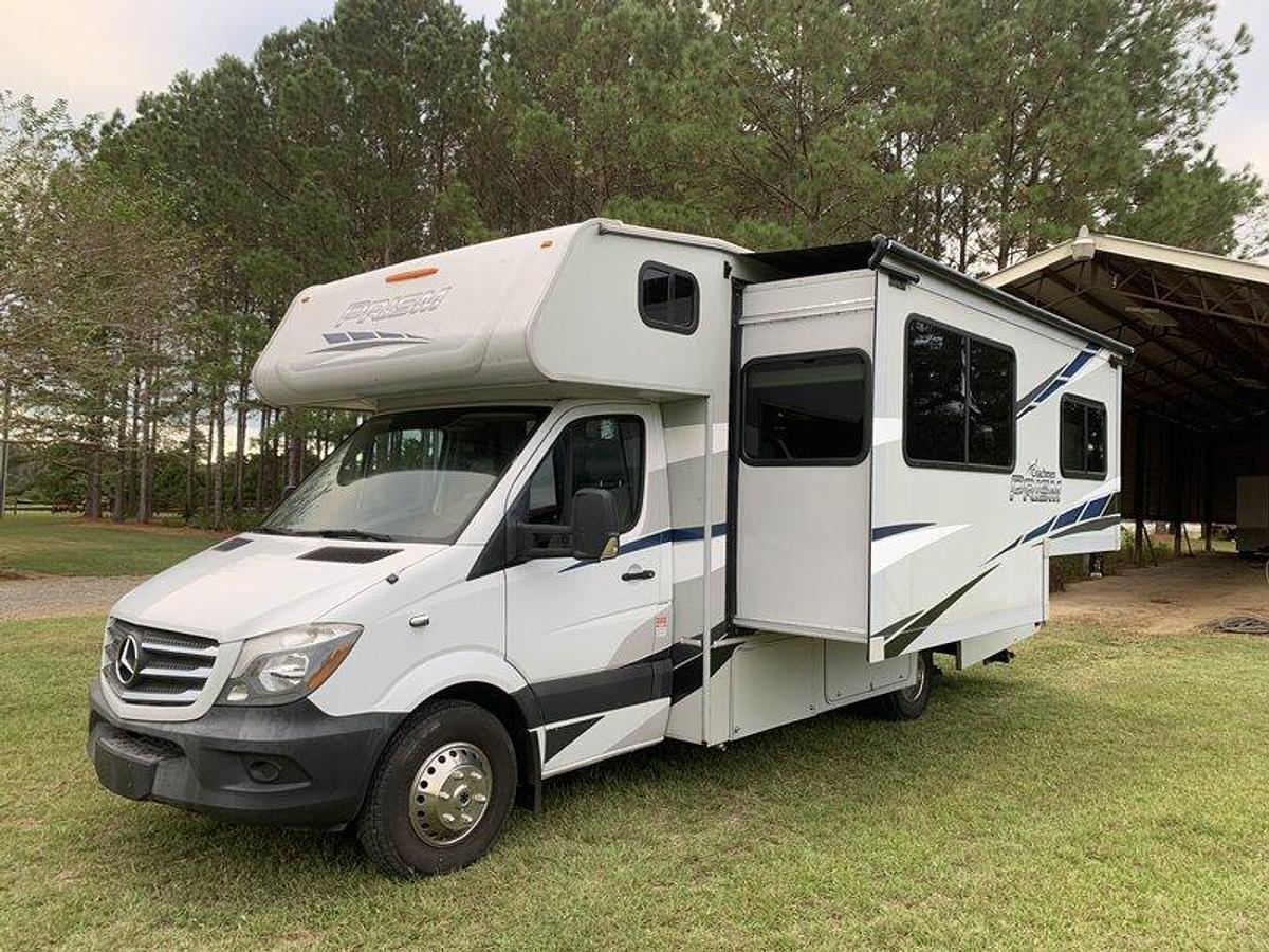 Used 2020 Coachmen Prism 2200FS