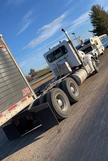 Used 2011 Peterbilt 386