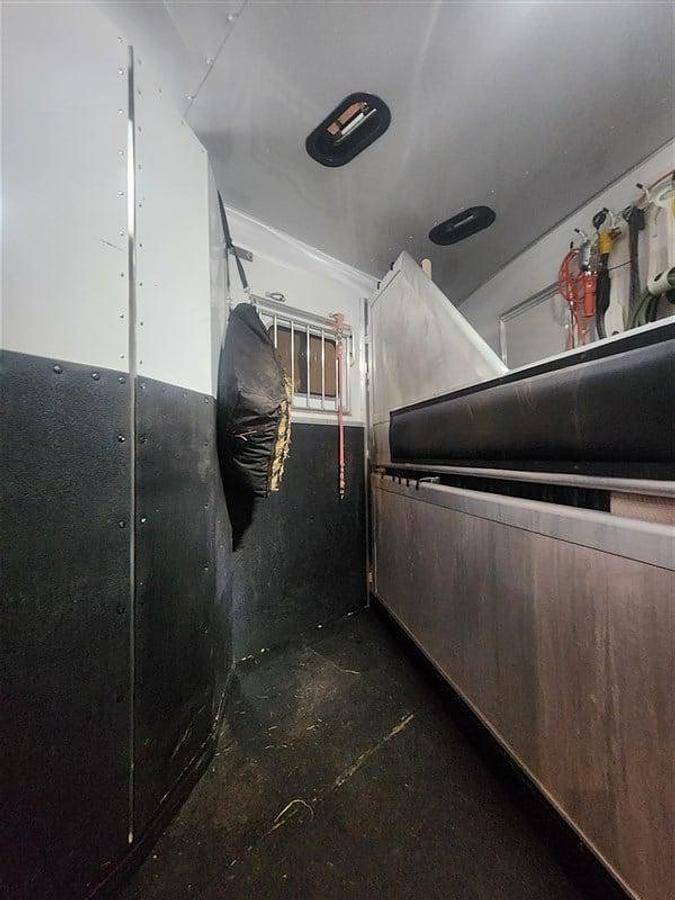 Used 2019 Lakota 7209 2 Horse Trailer with Living Quarters