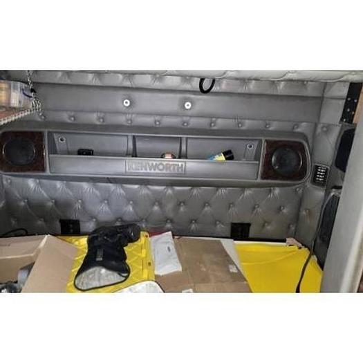 Used 2014 Kenworth T700