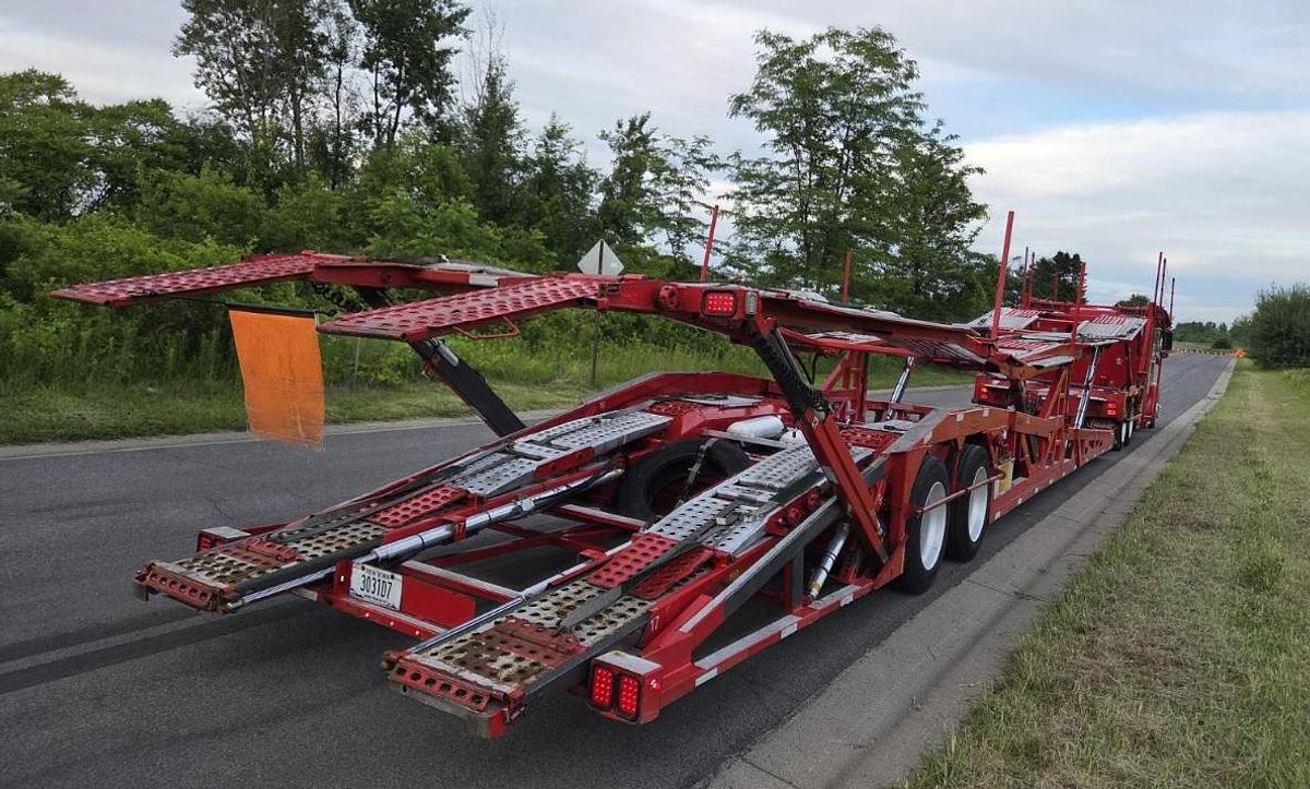 Used 2021 Peterbilt 389