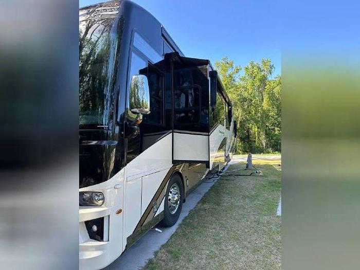 Used 2020 Newmar Dutch Star 4369