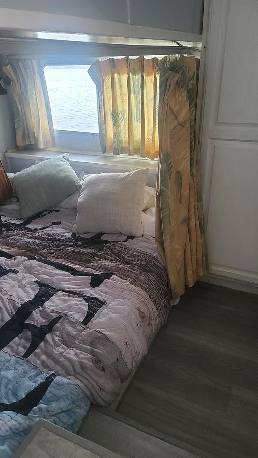 Used 1998 Fun Country House Boat