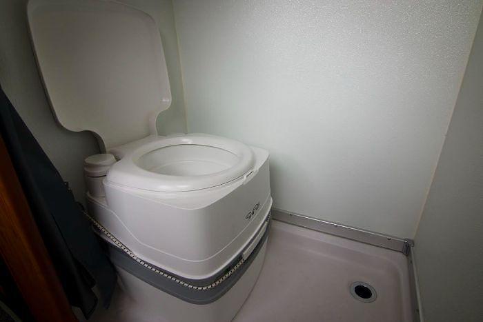 Used 2018 Mercedes-Benz Sprinter Cargo Van 3500XD 4X4 Dually2018 Mercedes-Benz Sprinter Camper Van