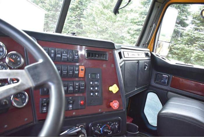 Used 2018 WESTERN STAR 4700