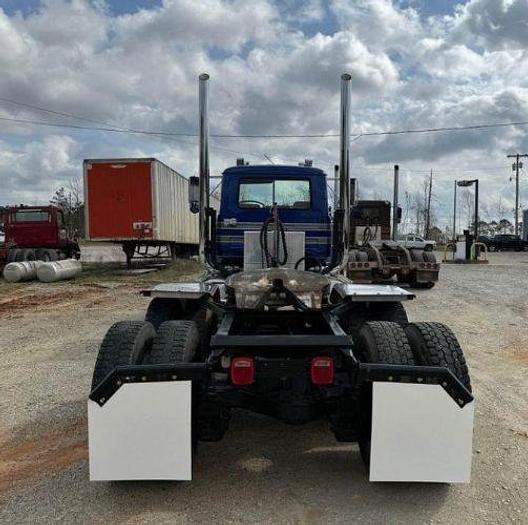 Used 1985 Mack Superliner RW613