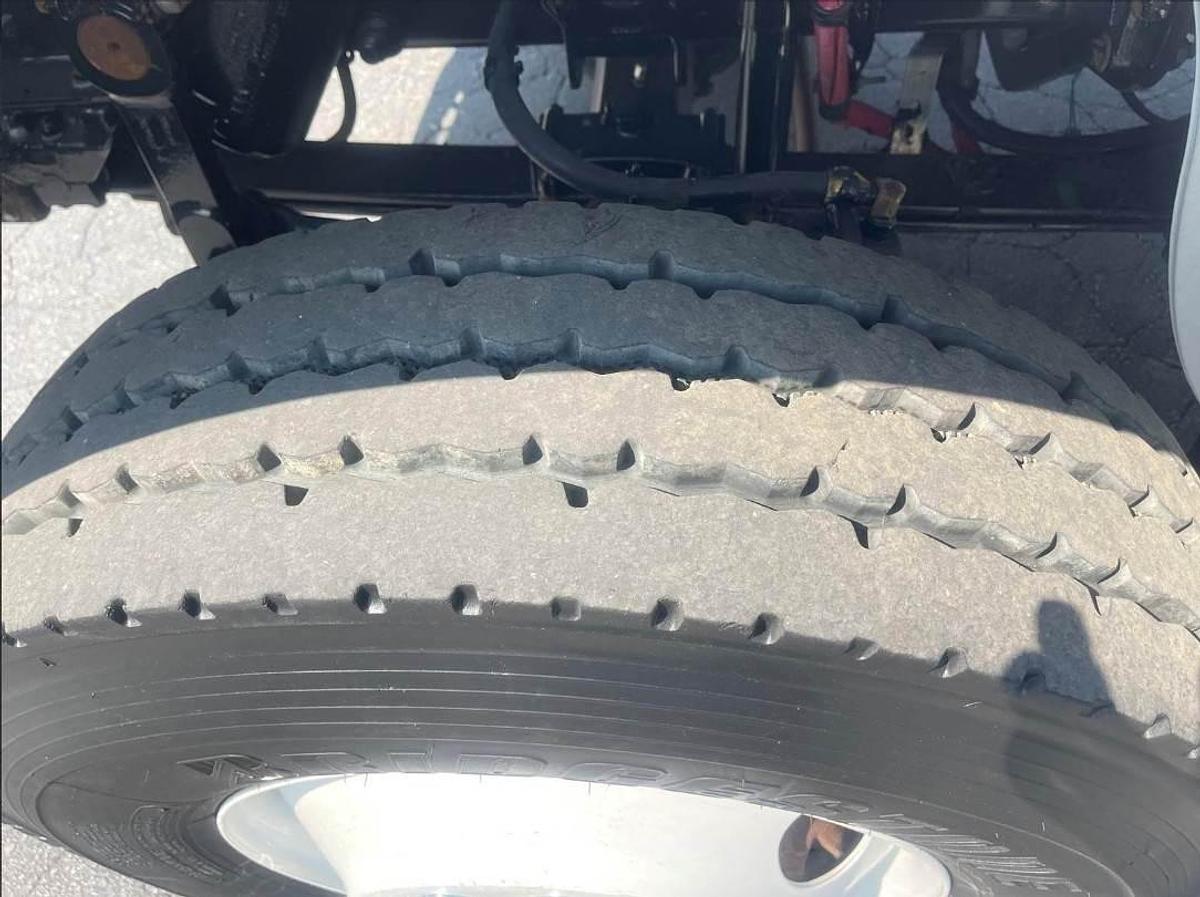 Used 2015 Freightliner M2 106 4x4 Boom