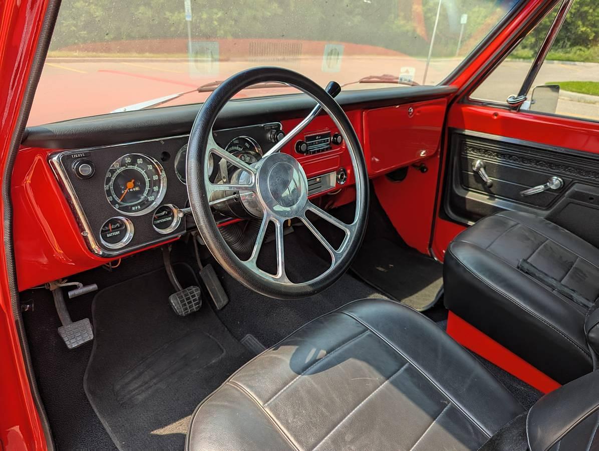 Used 1972 Chevrolet Suburban