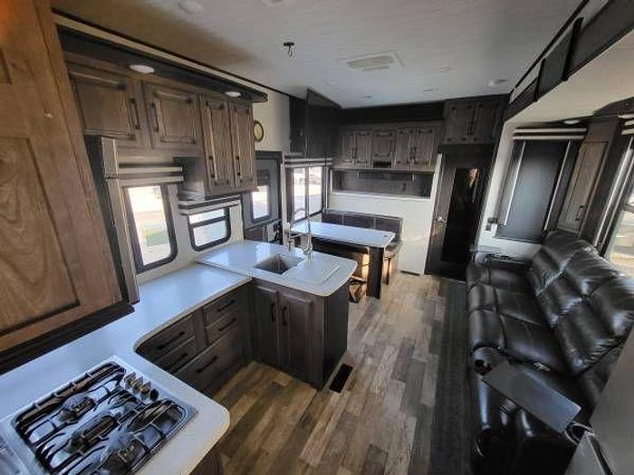 Used 2019 Heartland Cyclone 4007