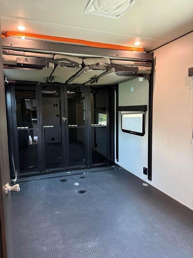 Used 2022 Grand Design Momentum 31G