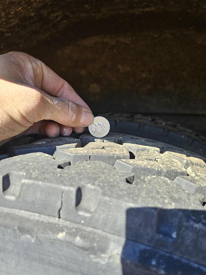 Used 2009 Freightliner Bus