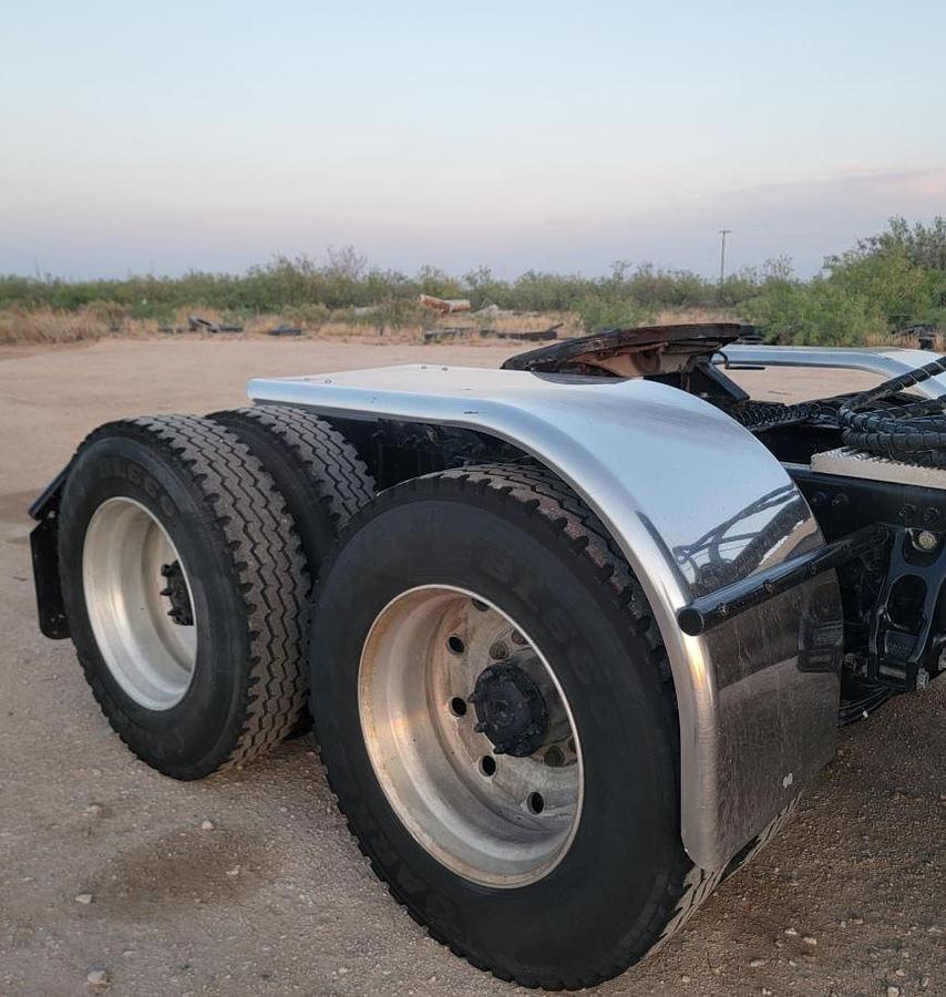 Used 2021 Peterbilt 567