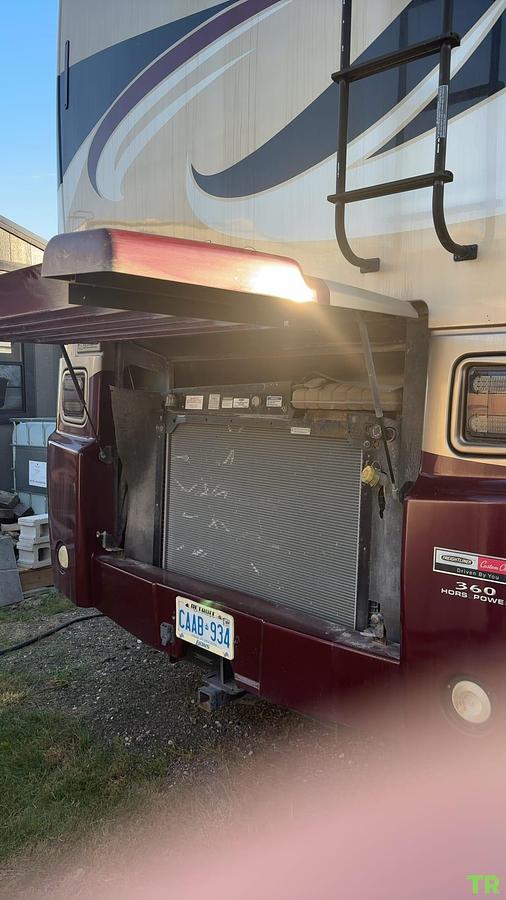 Used 2011 Itasca Meridian 40U