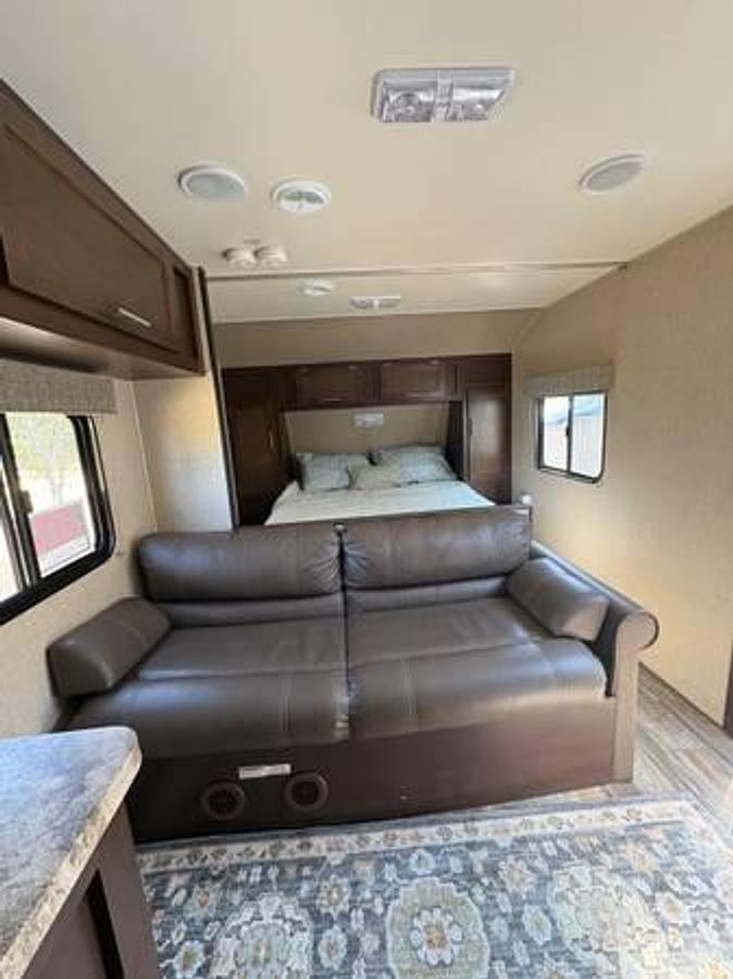 Used 2015 Forest River Grey Wolf Rv 23" Travel Trailer