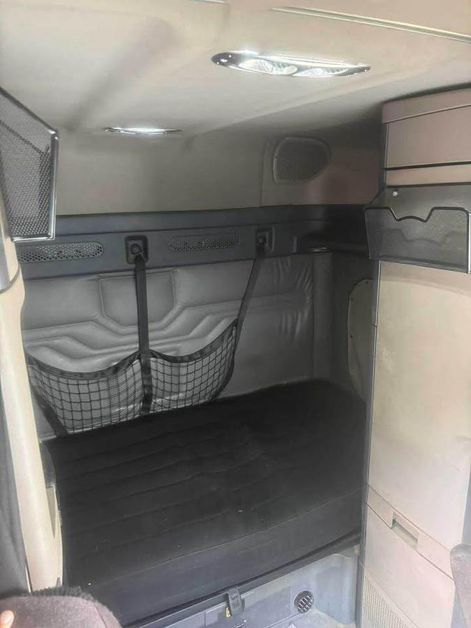 Used 2020 Freightliner Cascadia