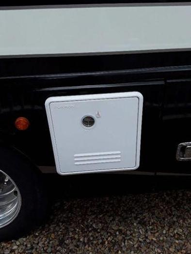 Used 2016 Fleetwood Bounder 33C