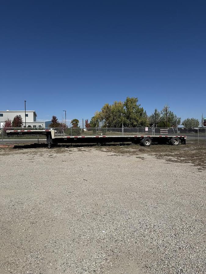 Used 2020 Transcraft 53" Step Deck Trailer