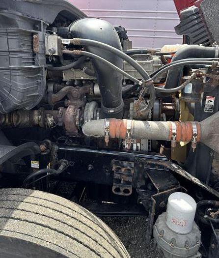 Used 2018 Freightliner Cascadia 125