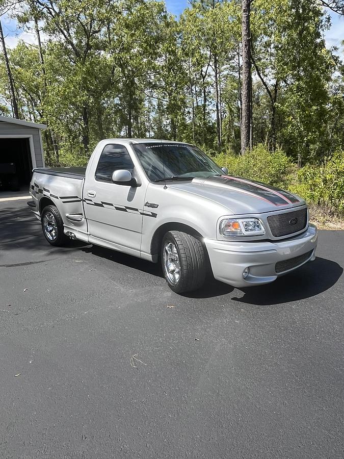 Used 2000 Ford F-150 SVT Lightning